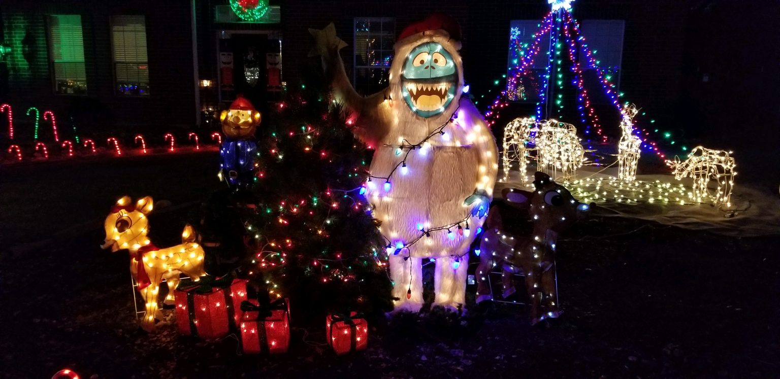 Christmas Light Displays 2021 Hello